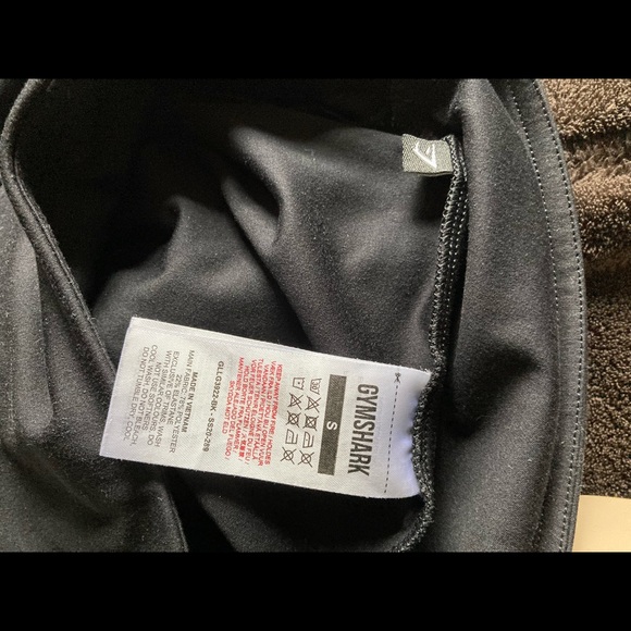 Gym Shark Leggings - Picture 2 of 2